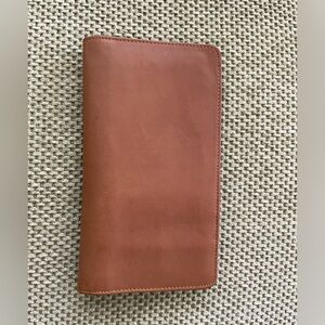 Levenger leather business card folio